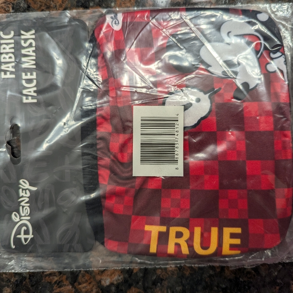 IMAN & DISNEY | 3 FACE MASKS NON-MEDICAL | BLACK/RED NIP - Picture 3 of 6